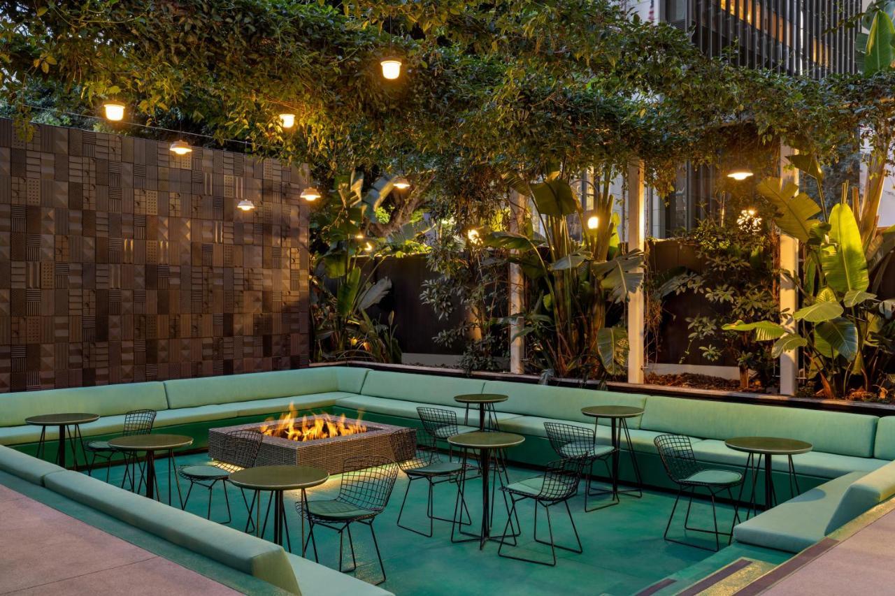 Hotel The Delphi Downtown La 4*